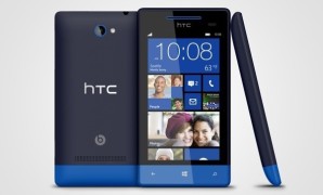 HTC تكشف عن هاتفيّ 8S و 8X بنظام ويندوز فون 8